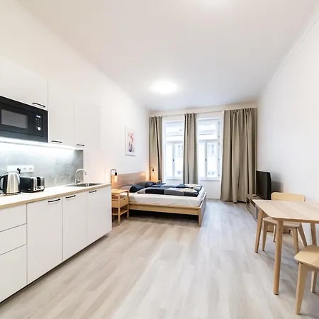 Apartments Borivojova 63 Prague Exterior photo